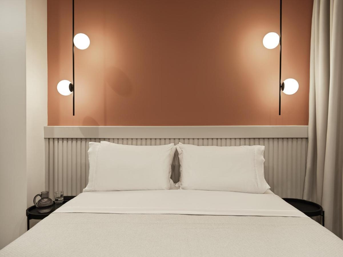 Superior Room,1315548808:JPEG